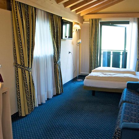 Alexander Charme Hotel Livigno Dış mekan fotoğraf