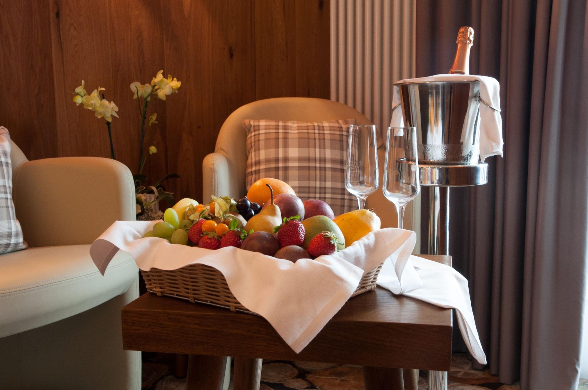 Alexander Charme Hotel Livigno Dış mekan fotoğraf